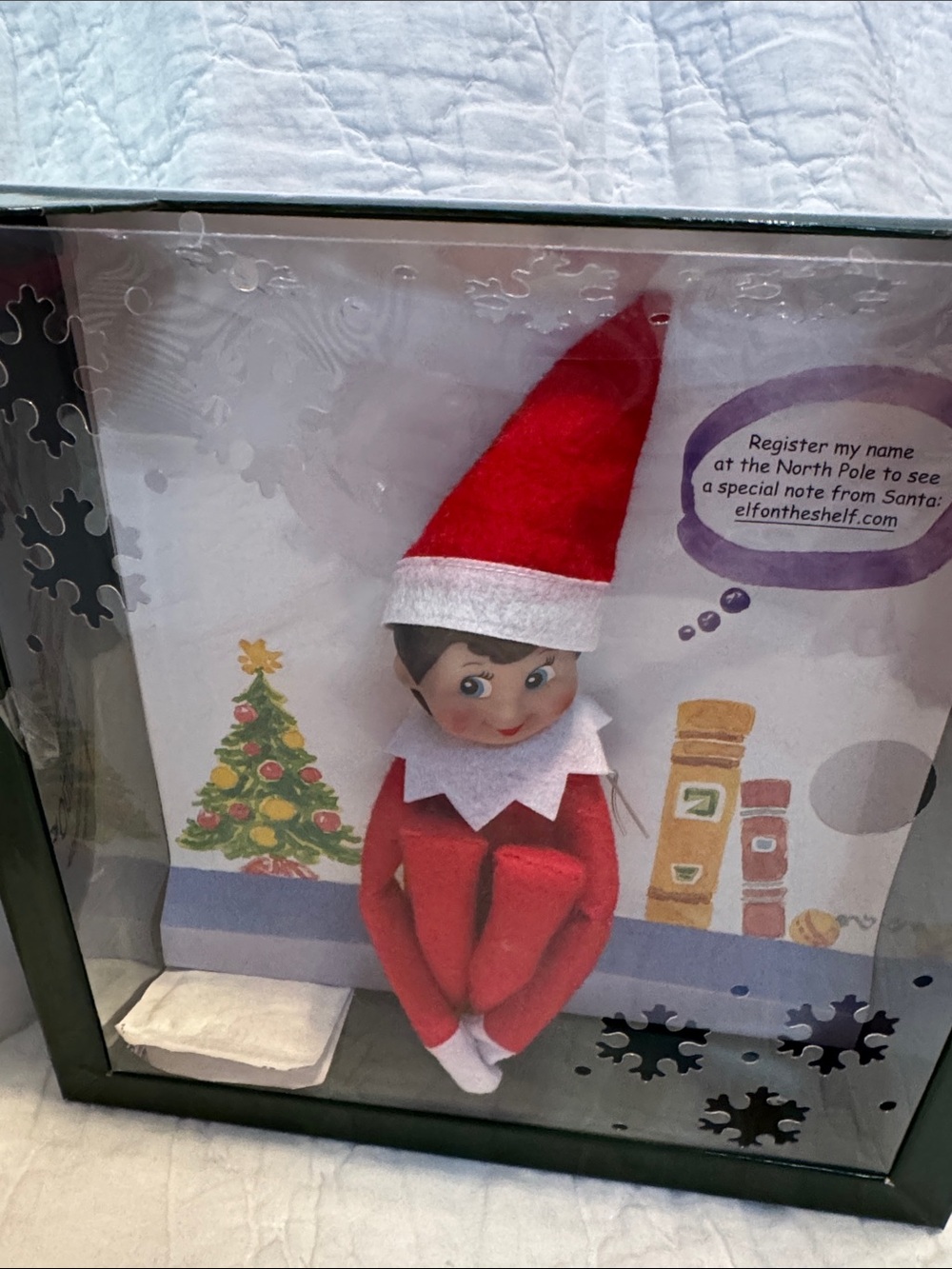 The Elf on the Shelf A Christmas Tradition - Girl Elf (White) - Picture 3 of 6